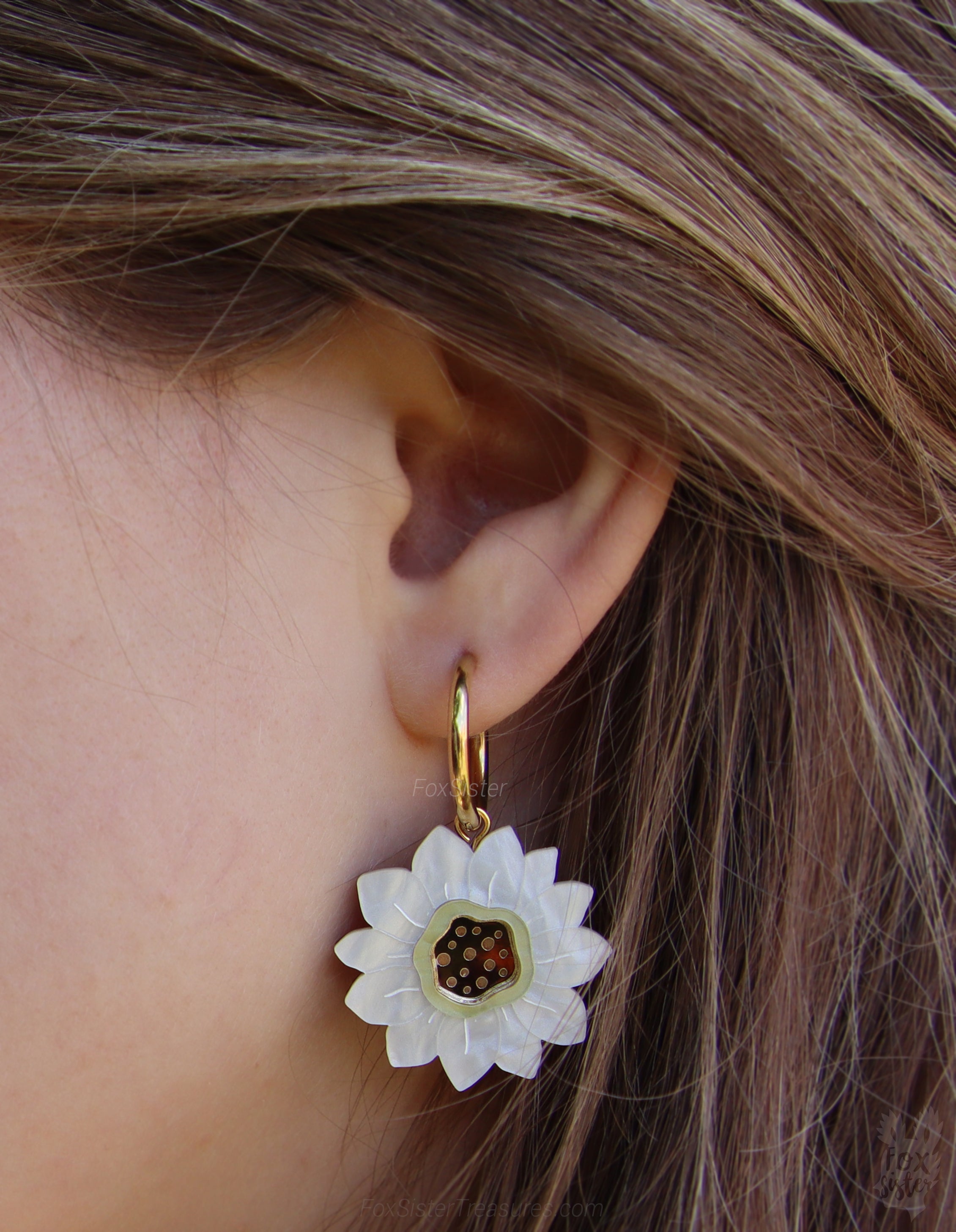 Daisies - Hoop Earrings