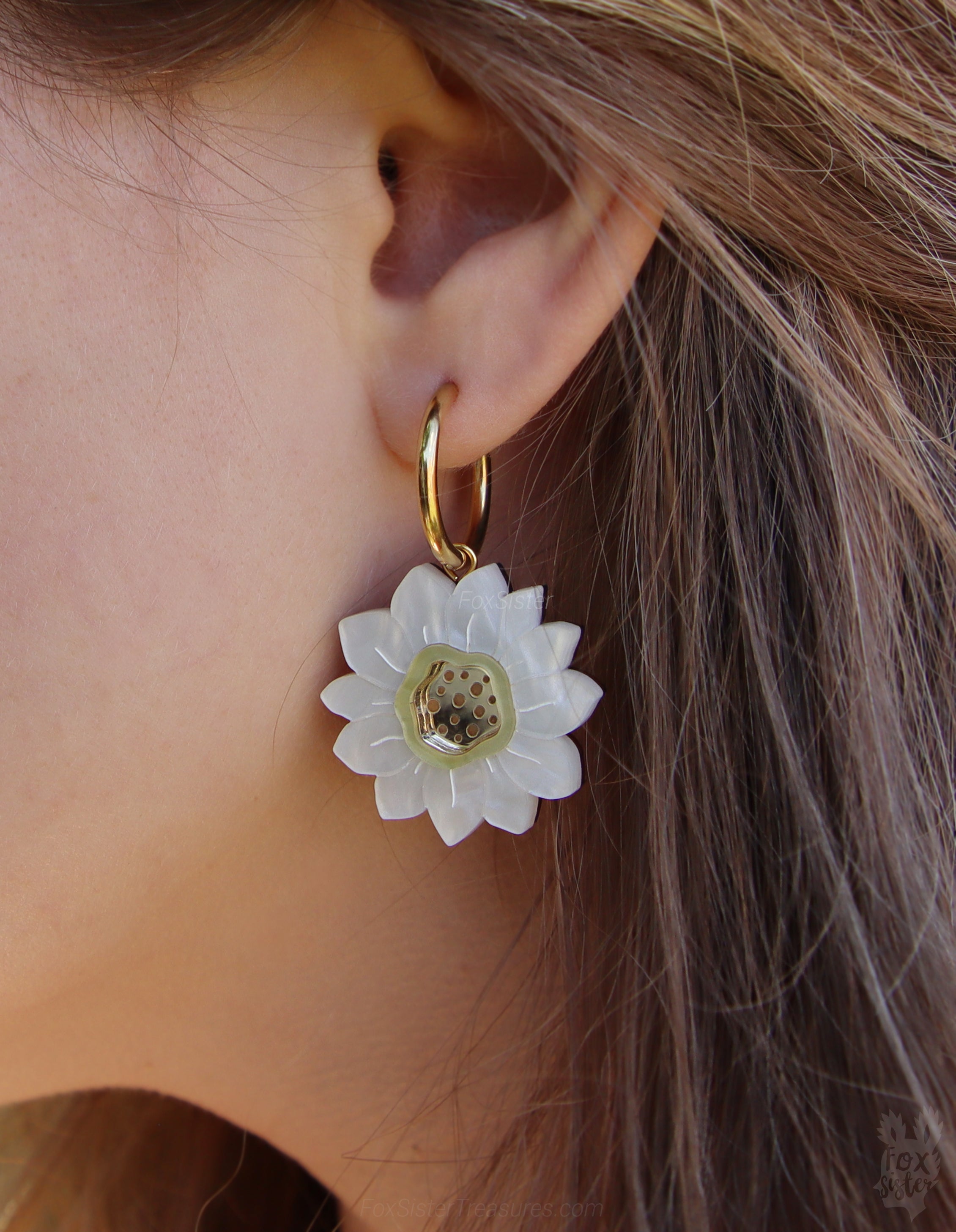 Daisies - Hoop Earrings