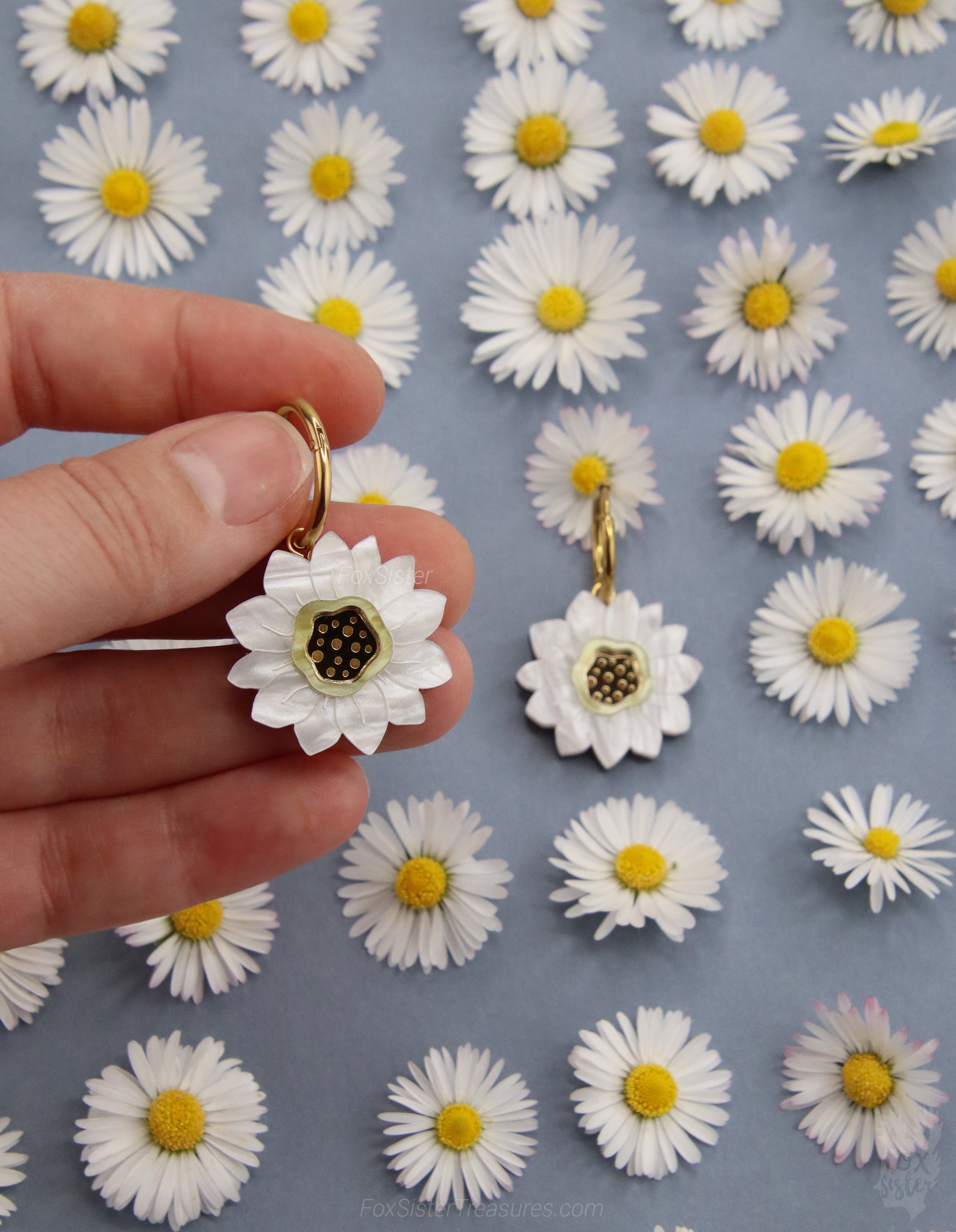Daisies - Hoop Earrings