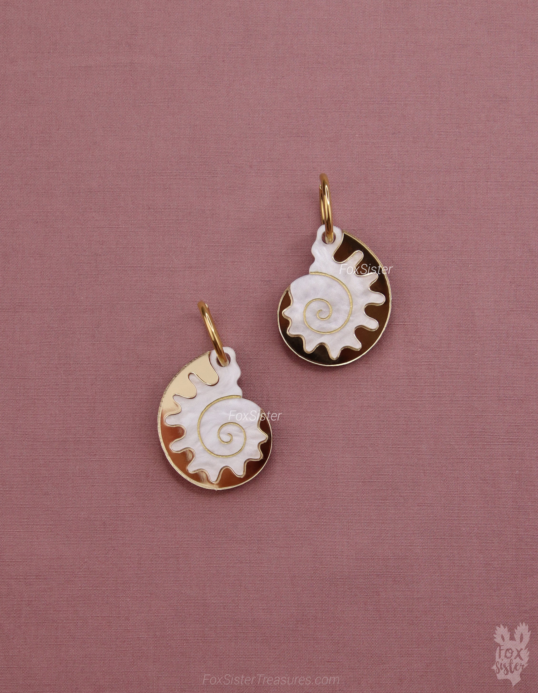 Seashell - Hoop Earrings