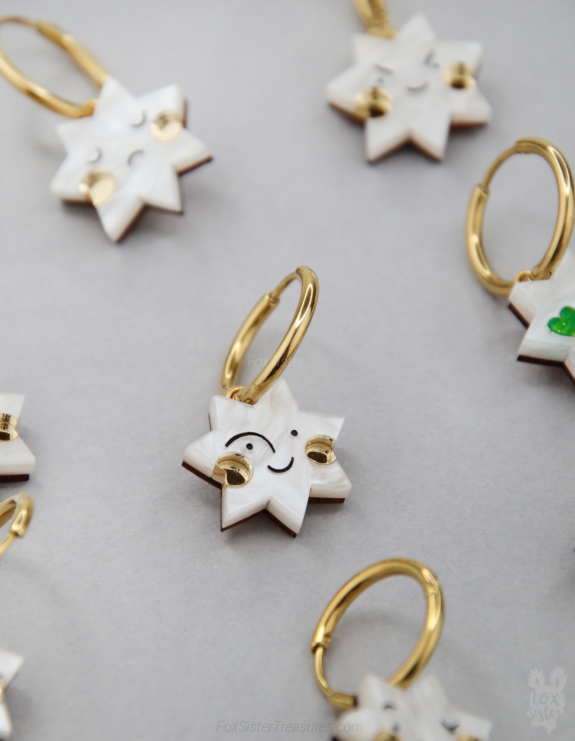 Stellar Moods. Celestial Mix & Match - Hoop Earrings