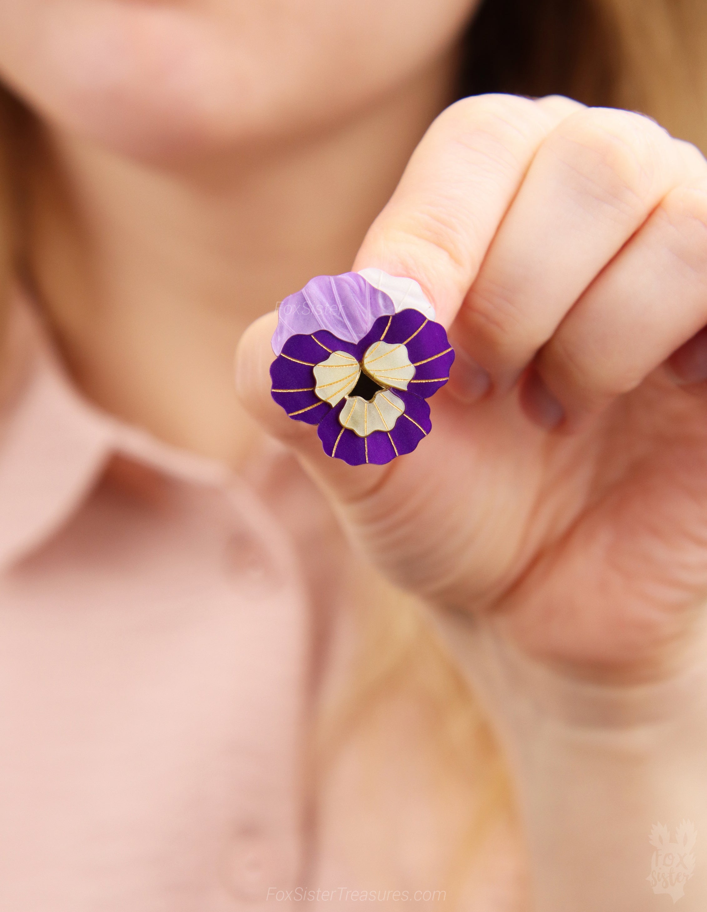 Pansy Flower – Pin