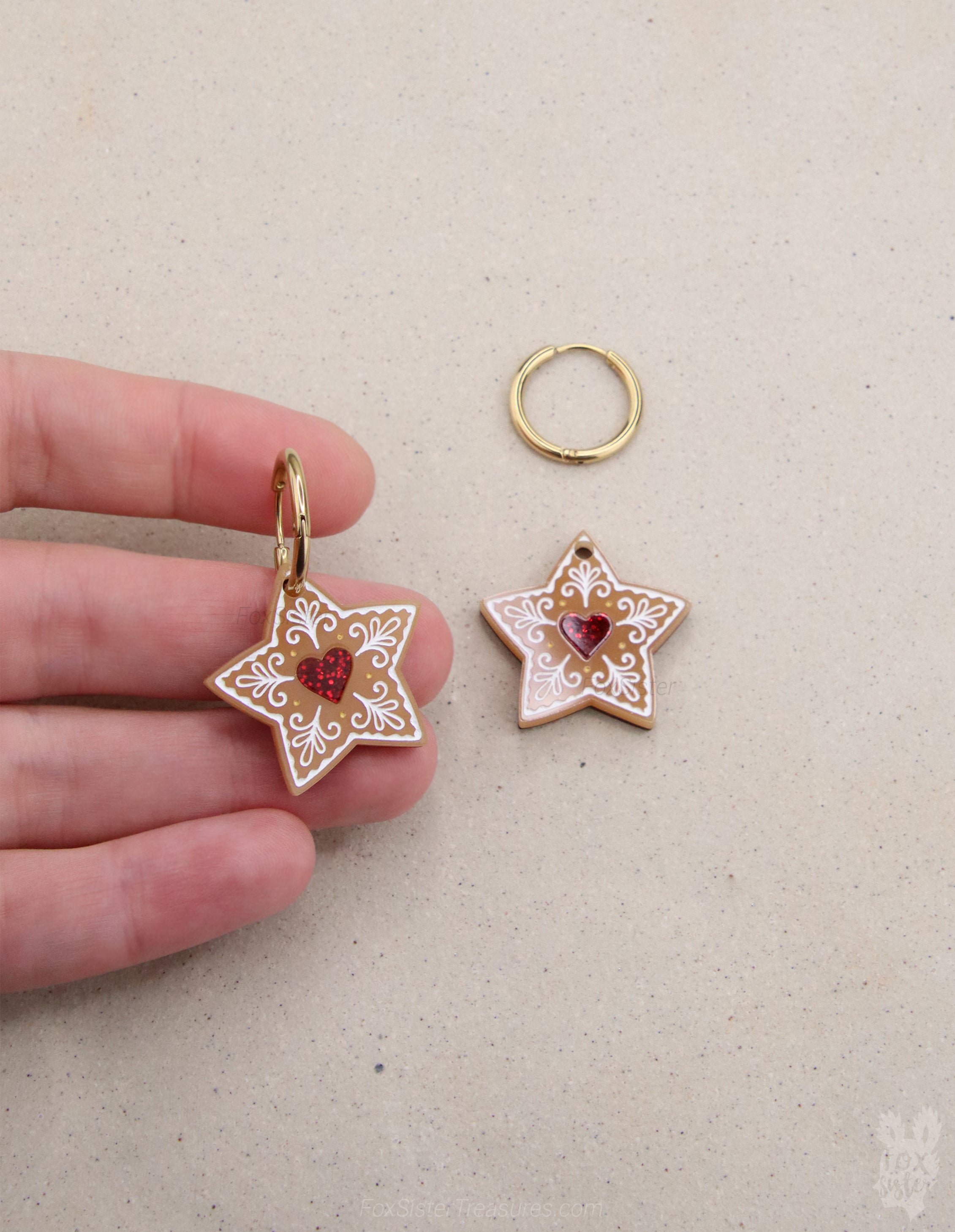 Gingerbread star cookie - Hoop Earrings