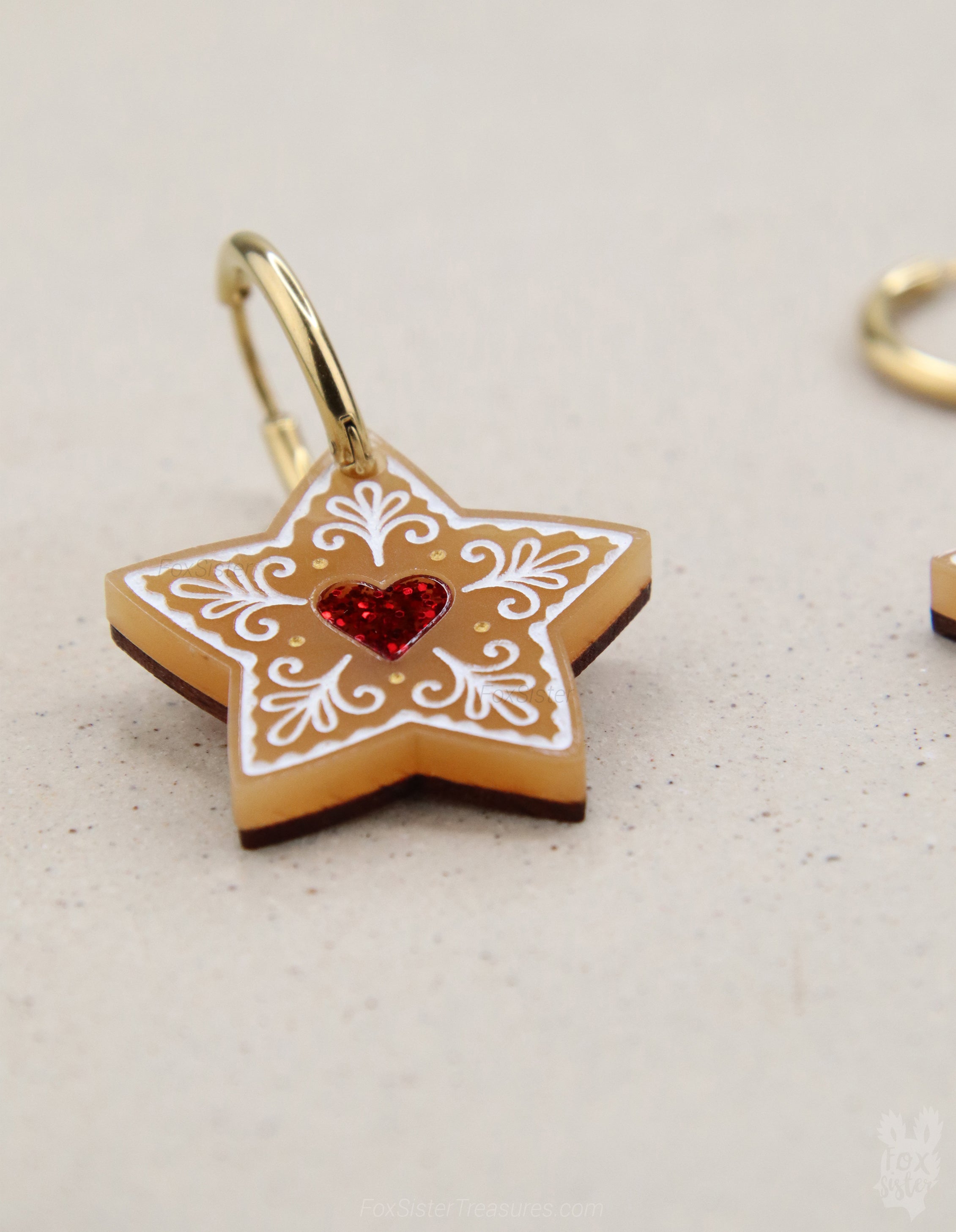 Gingerbread star cookie - Hoop Earrings