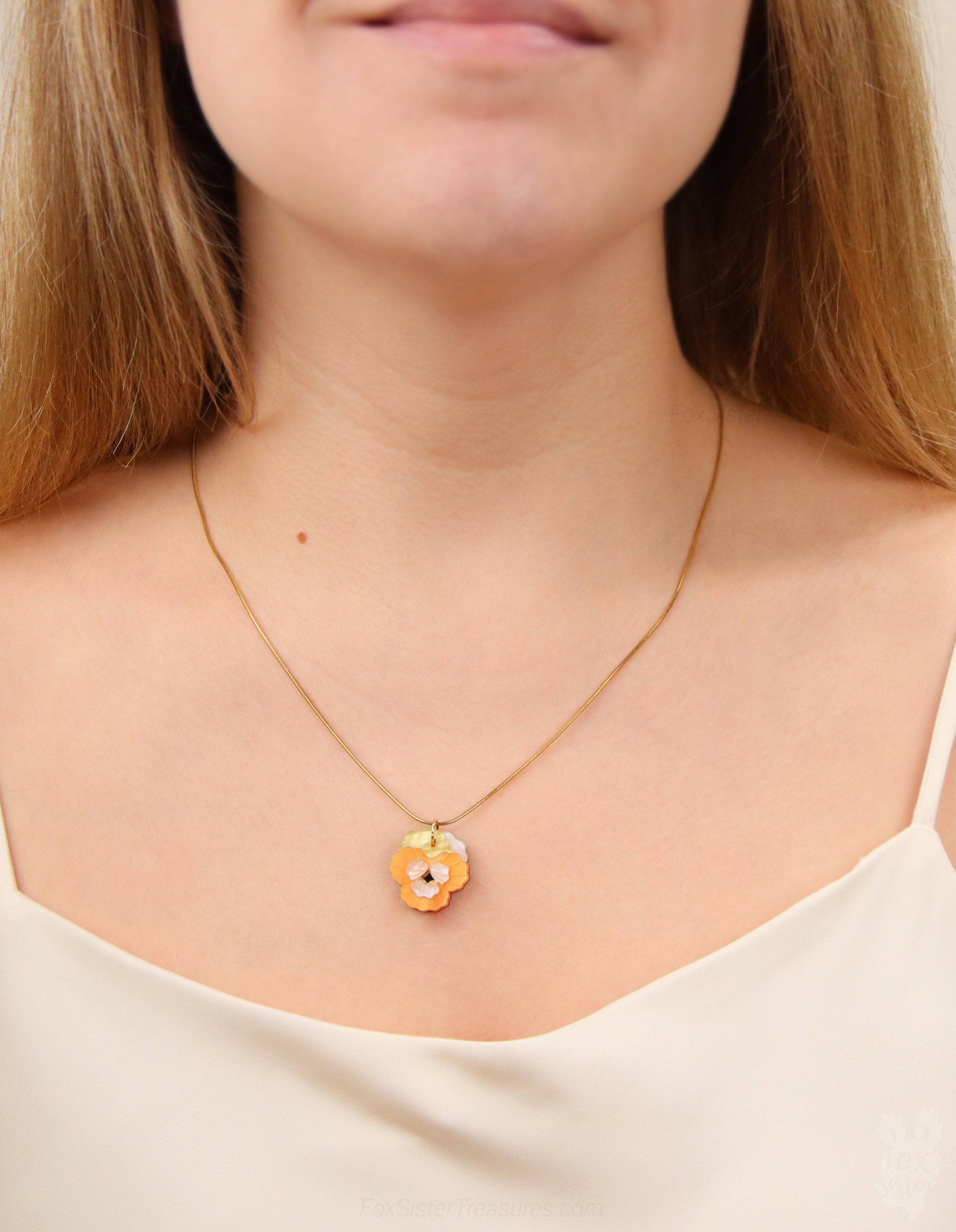 Pansy flowers - Necklaces