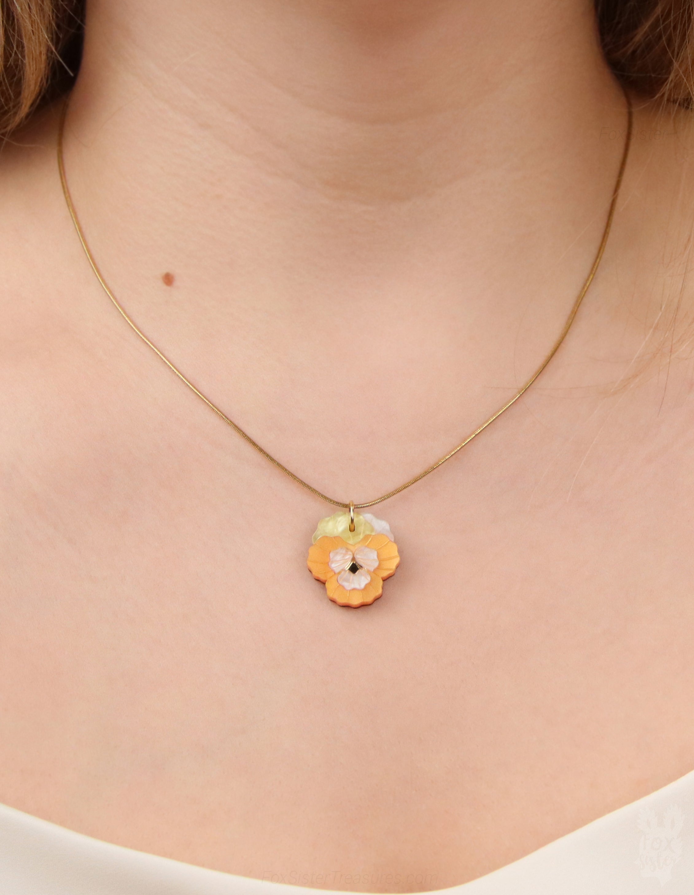 Pansy flowers - Necklaces
